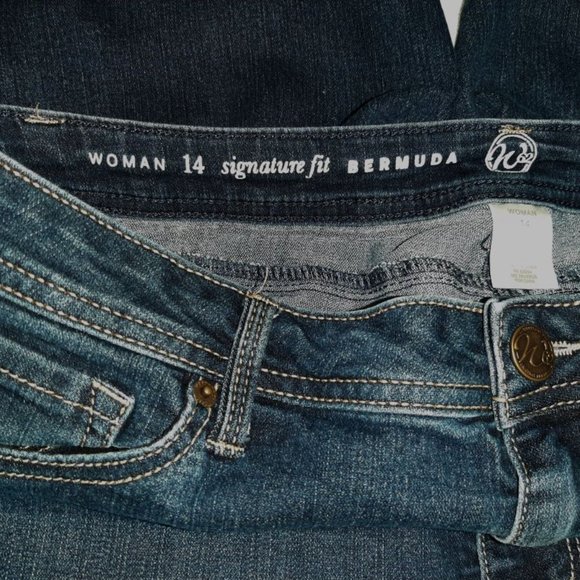 Ladies Denim Bermuda Shorts by Woman 62/ size 14 - Picture 9 of 11